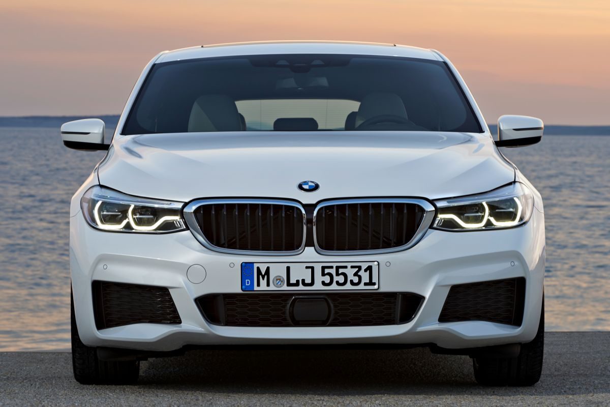 BMW 6 Serisi Gran Turismo · Beyaz — görsel 4